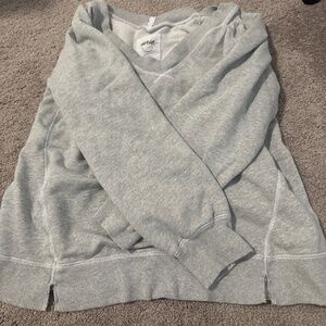 oversized grey sweatshirt
